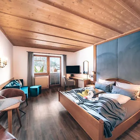 Alpenhotel Tyrol - - Adults Only - Alpines Lifestylehotel Mit Naturspa & Wellness 페르티사우