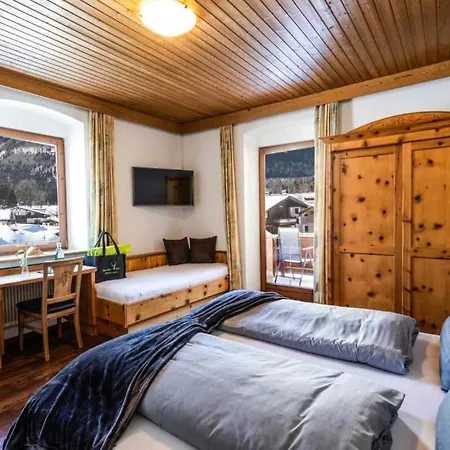 Alpenhotel Tyrol - - Adults Only - Alpines Lifestylehotel Otel