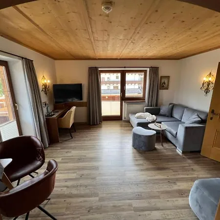 Ξενοδοχείο Alpenhotel Tyrol - - Adults Only - Alpines Lifestylehotel Mit Naturspa & Wellness Pertisau