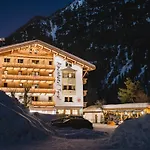 Alpenhotel Tyrol - - Adults Only - Alpines Lifestylehotel Mit Naturspa & Wellness