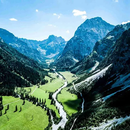 Alpenhotel Tyrol - - Adults Only - Alpines Lifestylehotel Mit Naturspa & Wellness Hotel 4*