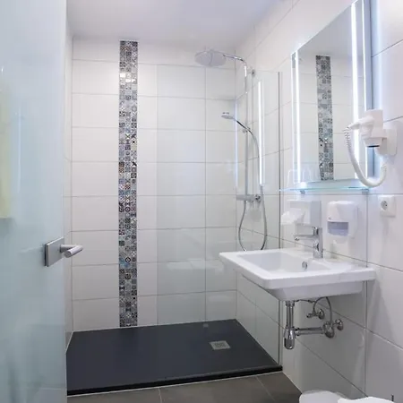 Alpenhotel Tyrol - - Adults Only - Alpines Lifestylehotel 4* Pertisau