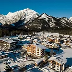 Alpenhotel Tyrol - - Adults Only - Alpines Lifestylehotel Mit Naturspa & Wellness Pertisau