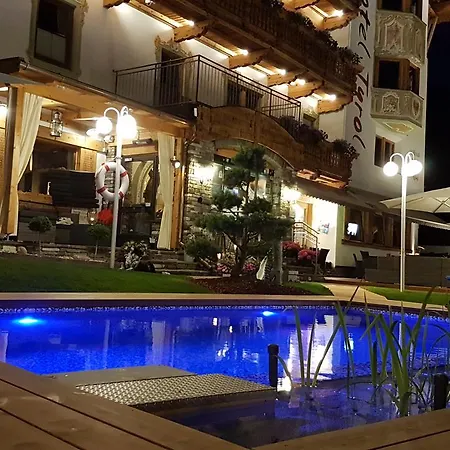 Szálloda Alpenhotel Tyrol - - Adults Only - Alpines Lifestylehotel Mit Naturspa & Wellness